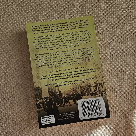 Let The Dead Keep Their Secrets - Rosemary Simpson - Paperback - Picture 5 of 5